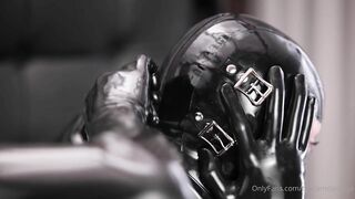 aliceoncam - Alice Likes to Hump  with @thecamdamage