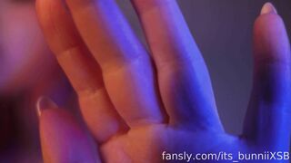 Its_Bunnii ASMR