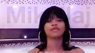 Mikeila (Video 30)