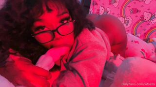 xdsells dildo blowjob ppv