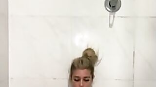 Tameeka Shower Dildo OF