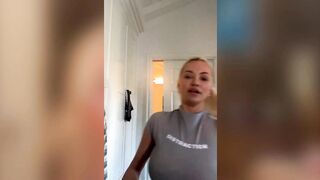 Lindsey Pelas Live 23rd May