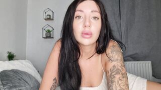 <> Tattooed Temptress