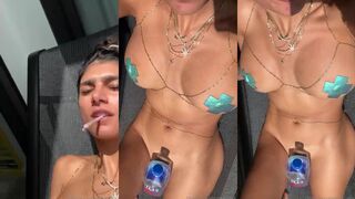Mia Khalifa naked sunbath