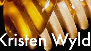 eat cum from my pussy like your wife did