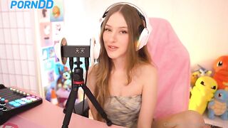 Diddly ASMR - Begging for your cum after I end stream JOI >.<
