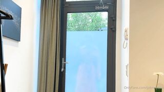 Dolly Dyson, Johnny Sins - SQUIRTFEST W ALL-NATURAL GERMAN NYMPHO