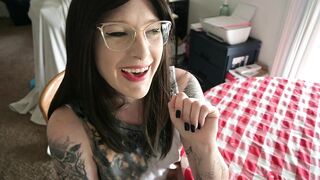 Miss Ellie: Wild Mommy Kisses