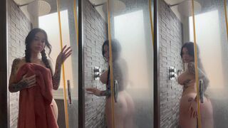 Alex Mucci Naked Shower PPV Onlyfans