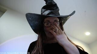 Miss Malorie Switch: Cummy Cobwebs
