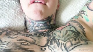 Heidi Lavon Pussy Eating BG + Cumshot
