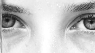 Polina Malinovskaya Sunkissed July (Video 1)