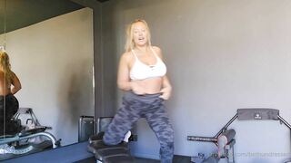 B.B OF - Workout Striptease
