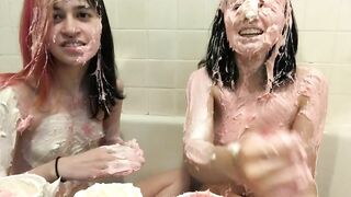 Daphne dare and Alaska Zade Play with Frosting