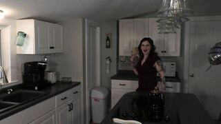 Bettie Bondage In The Graduates