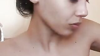 andreinadeluxe OF (Video 10)