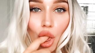 Alice Redlips onlyfans (Video 6)