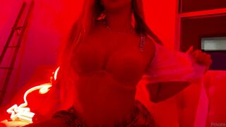 azra lifts Leaked OnlyFans (Video 5)