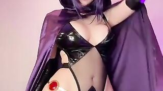 Hidori Raven Cosplay