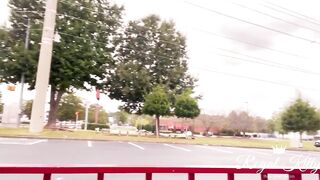 The-Royal-Kitty-public-shopping-center-flashing-squrting