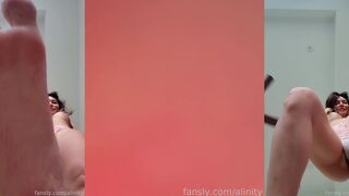 Alinity Topless Stomp