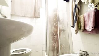 Rhona la Fashionista