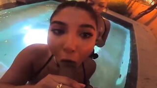 Imheavenxo and Lexi2legit blowjob bbc in pool