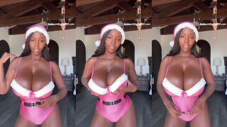 ellietheempress Santa's sexy new helper