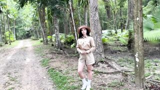 Sweetie fox Guide Sucked Dick Poison And Saved Life In The Jungle