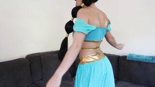 Christina Khalil Jasmin Cosplay Video