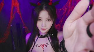 Yoon Ying ASMR