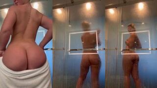 BaristaErica- Shower Solo