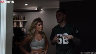 Bonnie Blue Fucking 10 NFL Player Gangbang